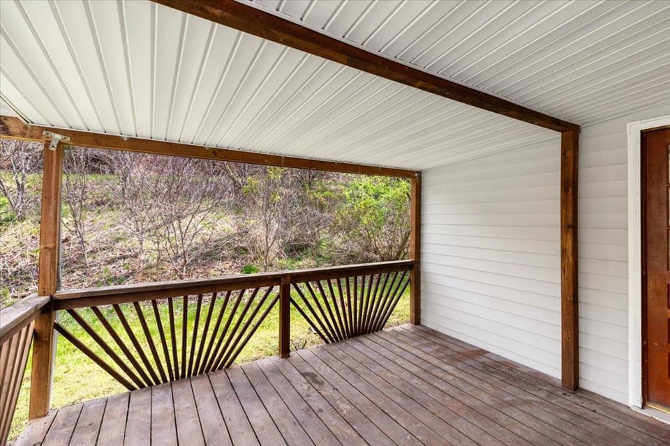 1033 Walton Road, photo 6 of 37