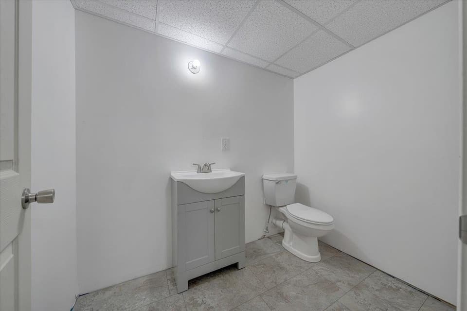 2672 Violet Lane, photo 20 of 34