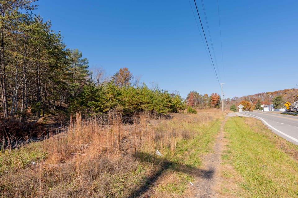 3713 Radford Road, photo 4 of 27