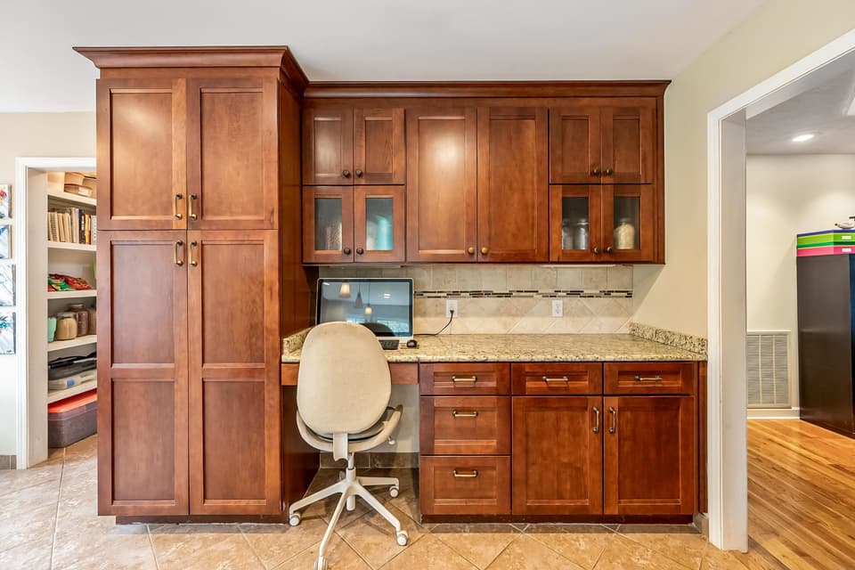 2240 Yellow Sulphur Road, photo 19 of 40