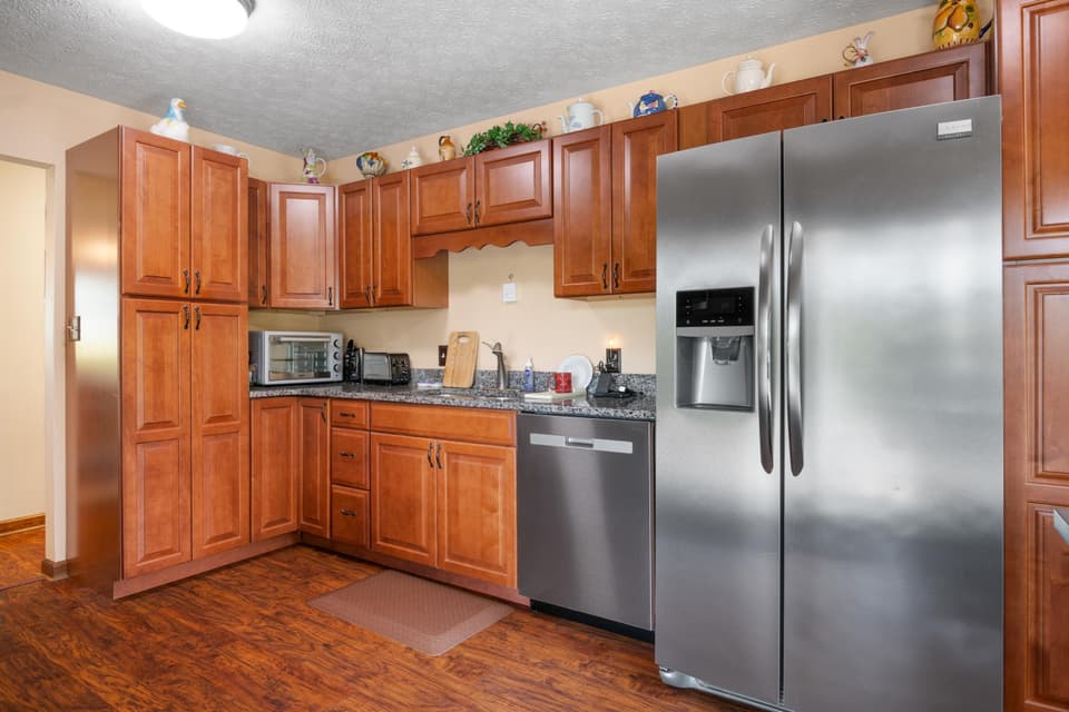 2395 Giles Drive SE, photo 21 of 40