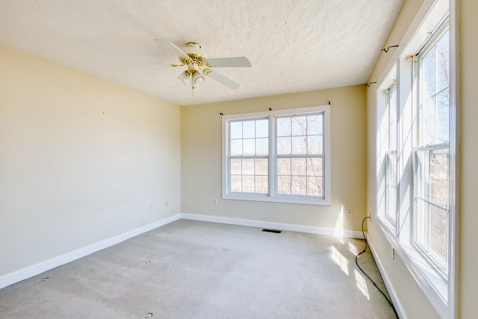 495 Gold Leaf Drive, photo 28 of 40