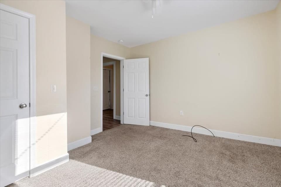 930 Forest Street, photo 13 of 36
