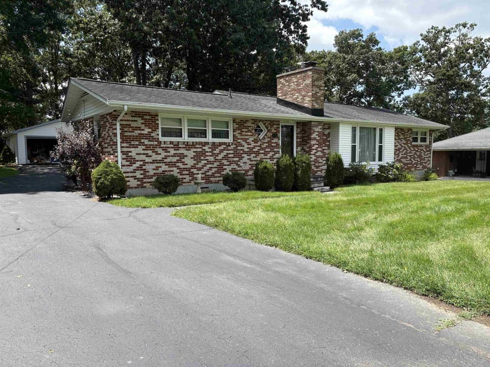 185 Overhill Road SE, Christiansburg, VA