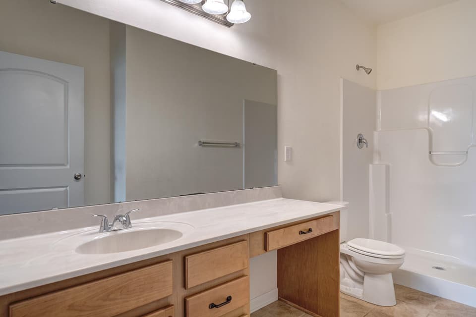 160 Roudabush Drive, photo 21 of 34