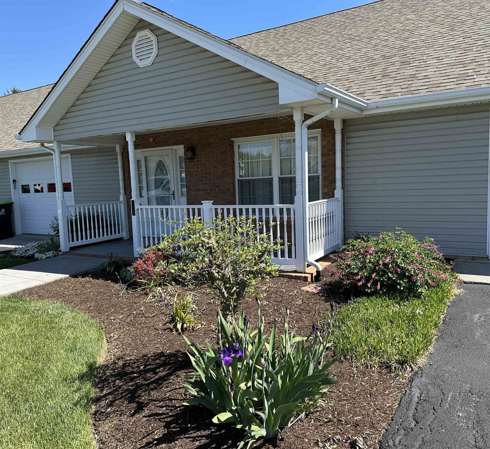 228 Wheatland Court, photo 2 of 37