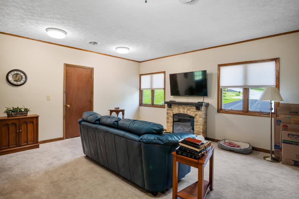 2395 Giles Drive SE, photo 35 of 40