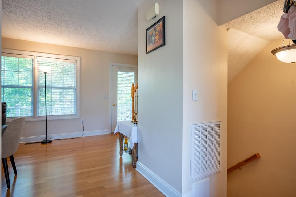 320 Tall Oak Boulevard, photo 10 of 40