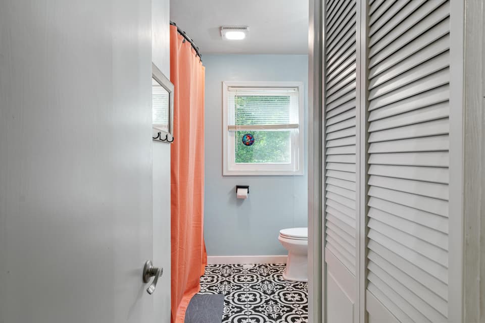 625 Betty Drive, photo 17 of 40