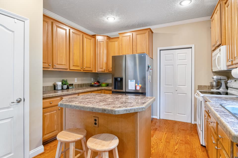 2893 Spring House Road, photo 15 of 40