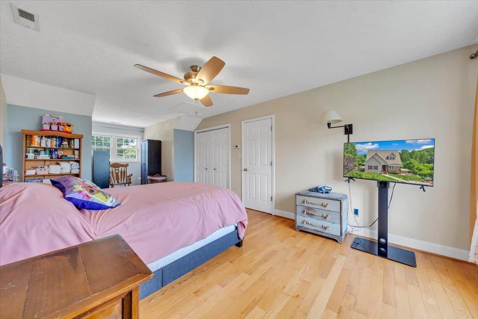 20 Wood Ridge Drive, photo 21 of 40