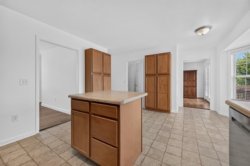 230 Chelsea Loop, photo 18 of 40