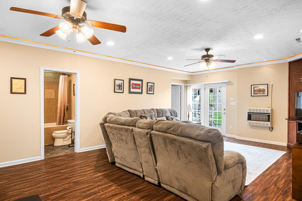 240 Windsor Drive, photo 40 of 40