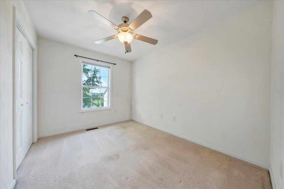 100 Wistaria Drive, photo 20 of 36