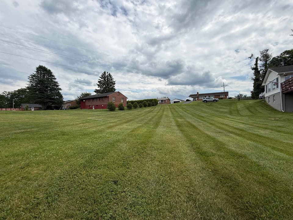 60 Ellett Road, photo 7 of 9