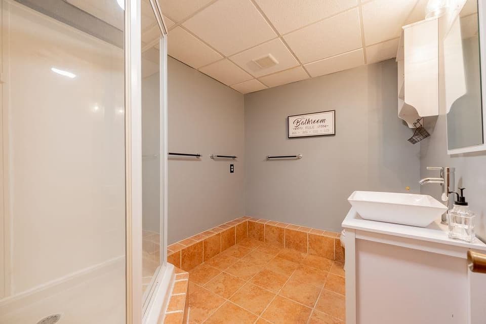 1145 Spruce Street, photo 21 of 34