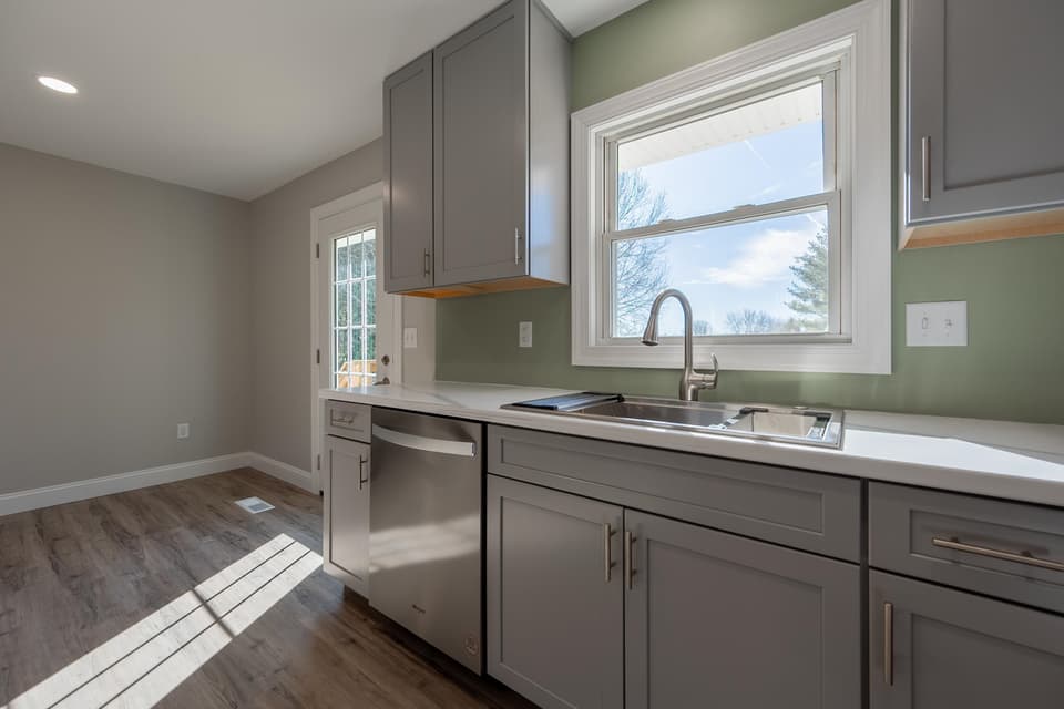 230 Pelham Lane, photo 20 of 40