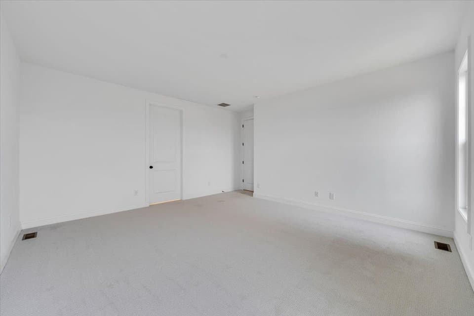 1107 Round Meadow Drive, photo 11 of 40