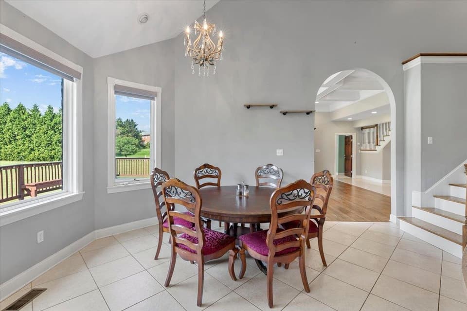 2251 Lake Vista Drive, photo 18 of 40