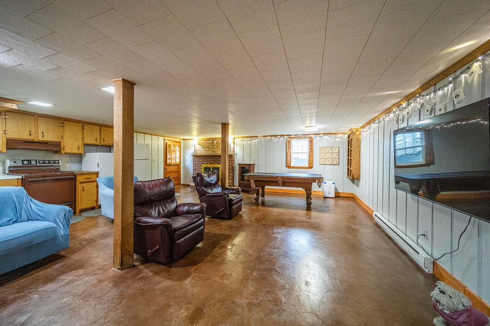495 Dogwood Ln, photo 33 of 38