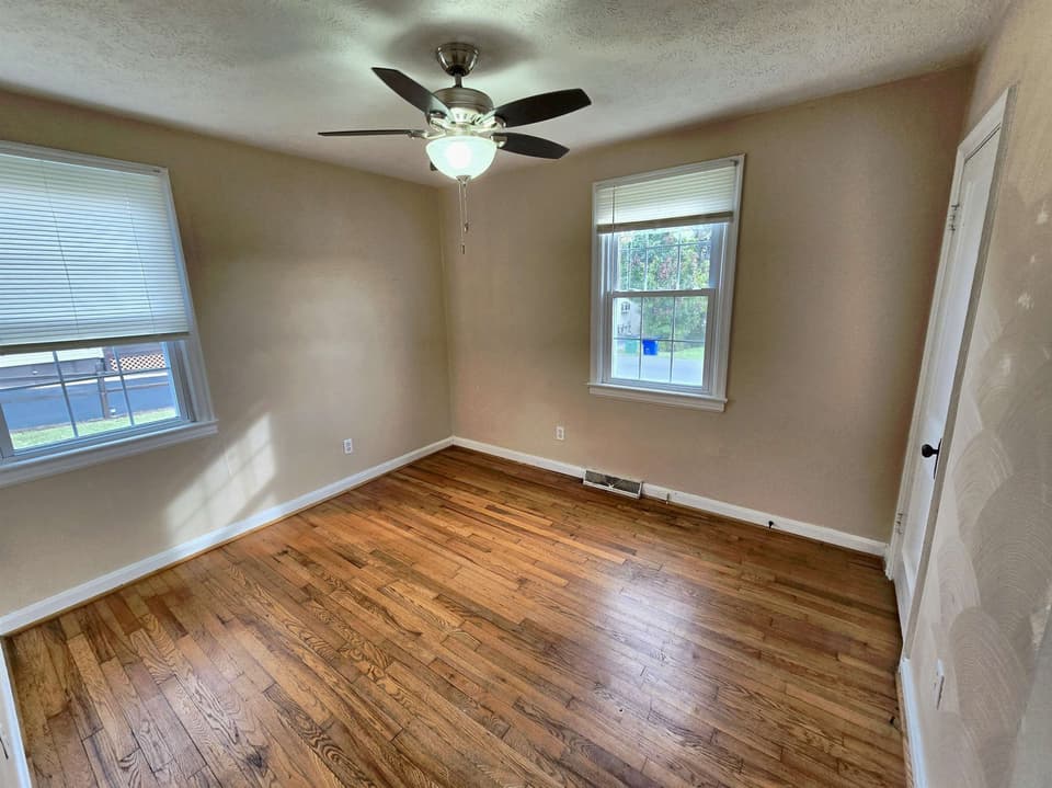 165 Clearview Drive, photo 12 of 26