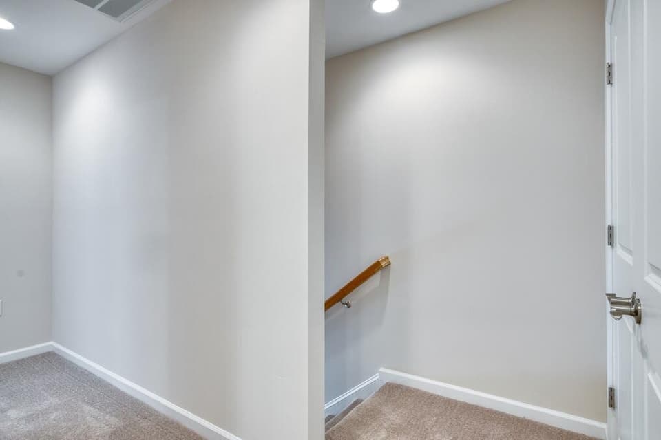 223 Louise Ln, photo 21 of 35