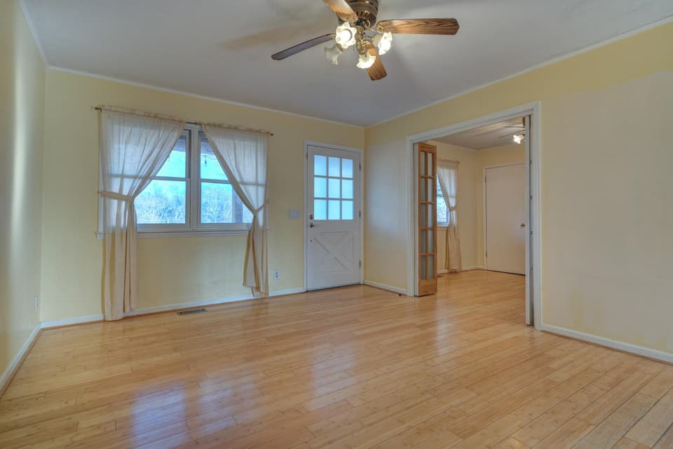 3325 Vicker Switch Road, photo 11 of 40