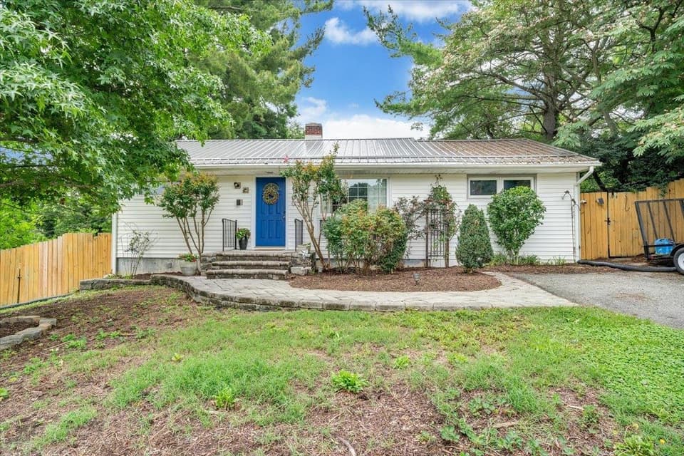 100 Roseland Drive SW, photo 34 of 35