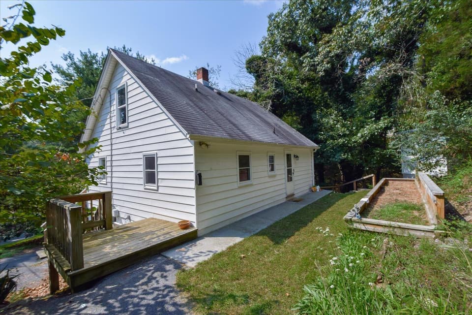 1008 Rock Road E, photo 17 of 21