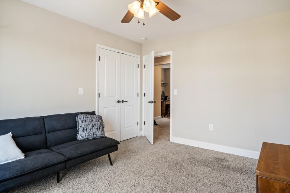 60 Florence Drive, photo 31 of 40