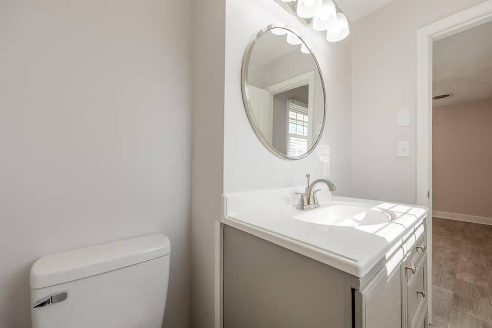 230 Montgomery Street NE, photo 37 of 40