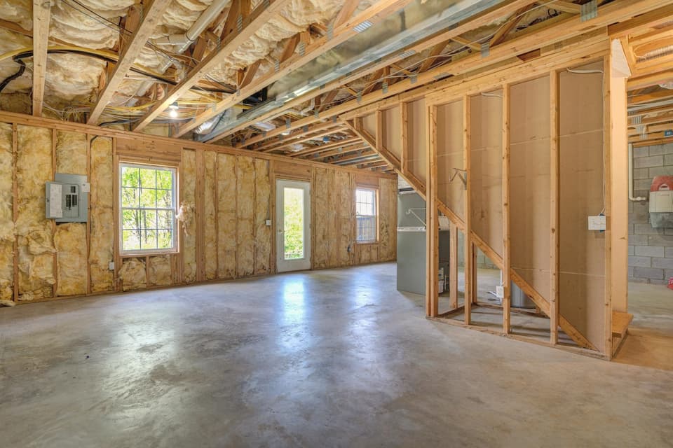 1025 Oaktree Boulevard, photo 31 of 33