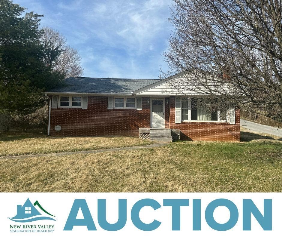 1275 Radford Street, Christiansburg, VA