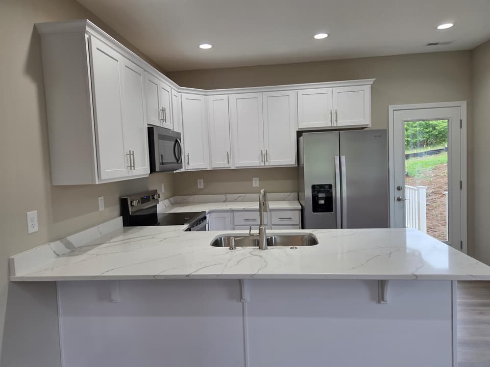 1155 Plum Street, photo 23 of 34