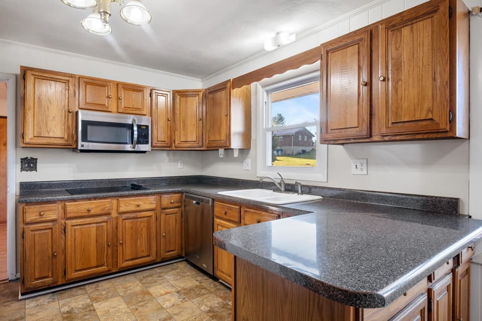 2272 Lupine Lane, photo 38 of 40