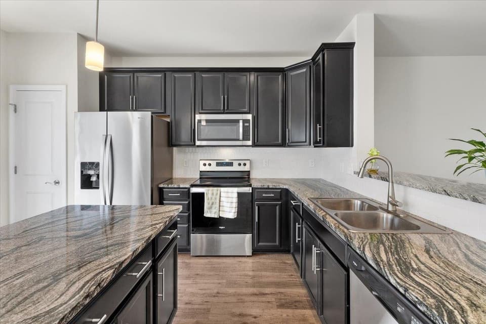 455 John Adams Drive NW, photo 9 of 39