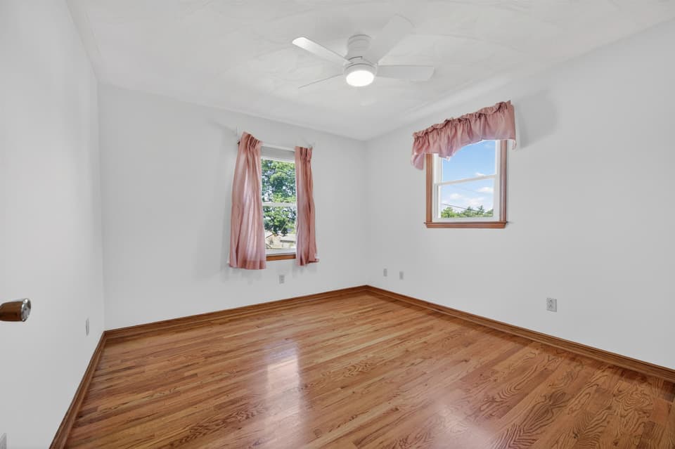 660 McDaniel Drive, photo 26 of 40