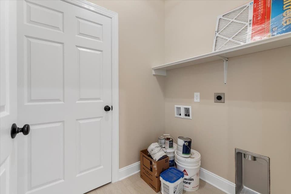 120 Vinnie Avenue NW, photo 16 of 33