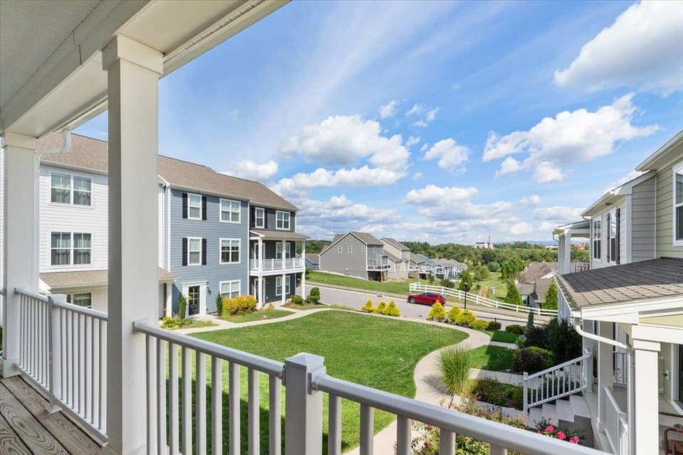 455 John Adams Drive NW, photo 17 of 39