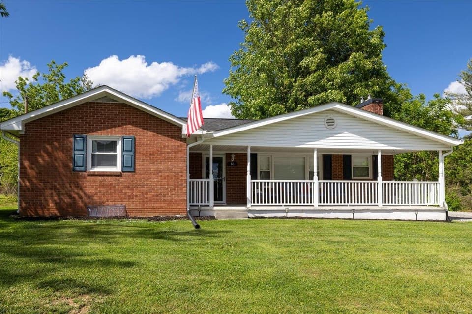 80 Alta Court, Christiansburg, VA
