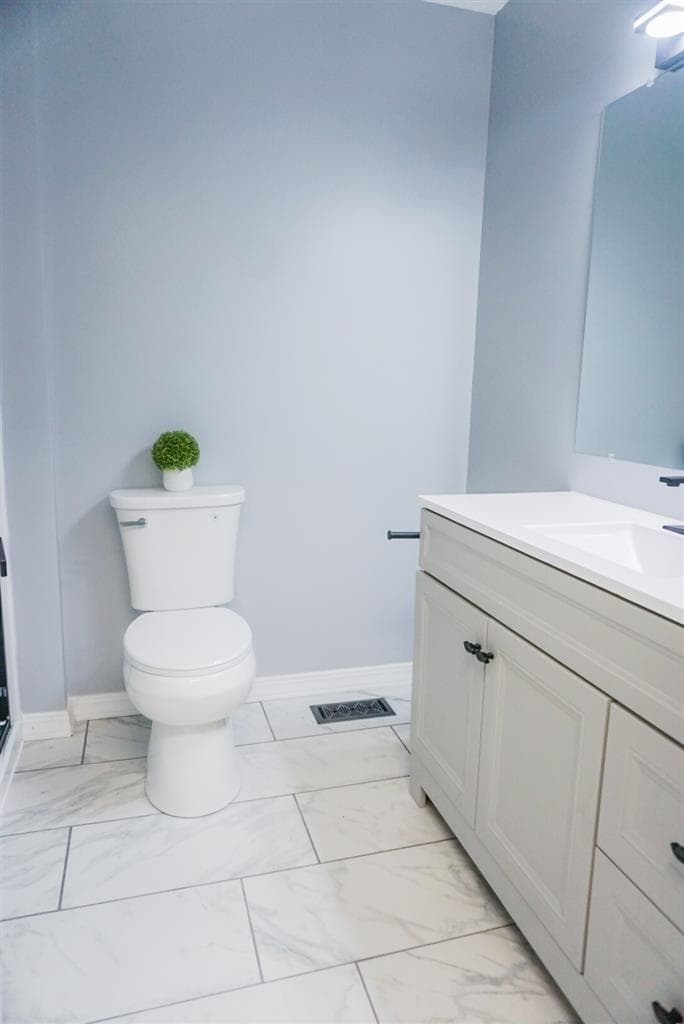 455 Stone Street, photo 14 of 36