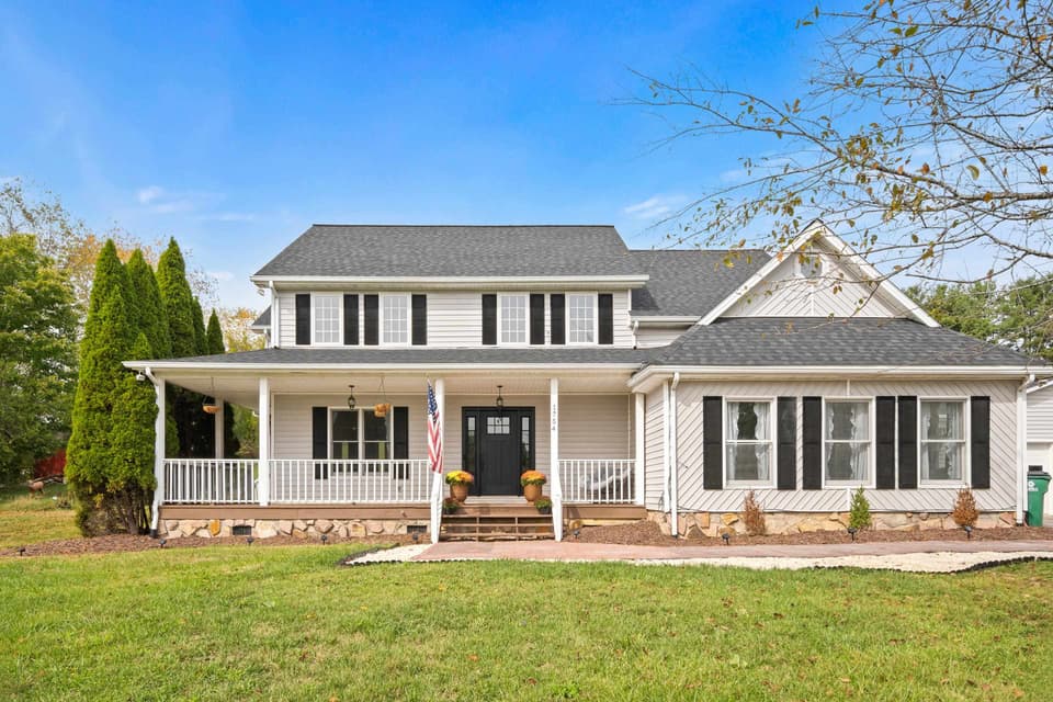 1754 Mud Pike Road, photo 4 of 40
