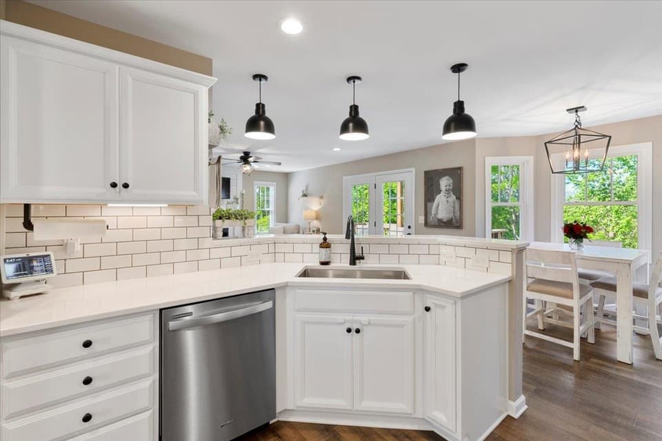 1290 Walnut Ridge Road, photo 17 of 40