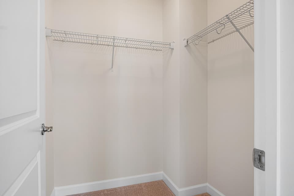 215 Hamilton Avenue NW, photo 22 of 40