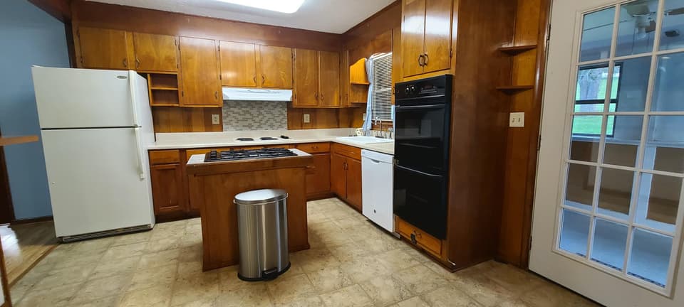 1699 Harman Dr, photo 34 of 39