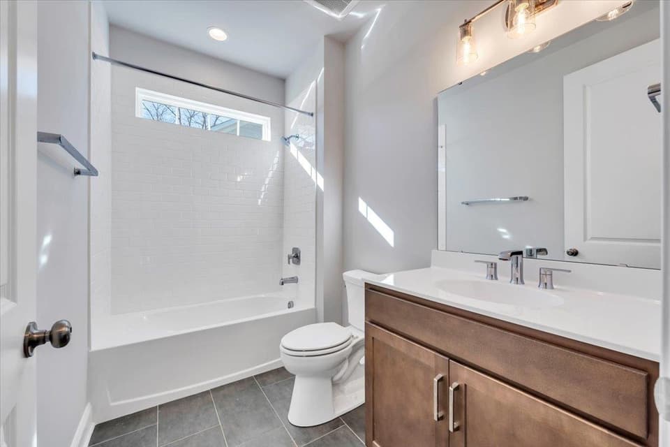 1000 Round Meadow Drive, photo 22 of 24