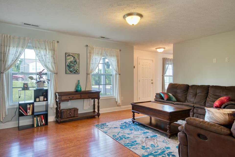 40 Little John Circle NE, photo 11 of 40