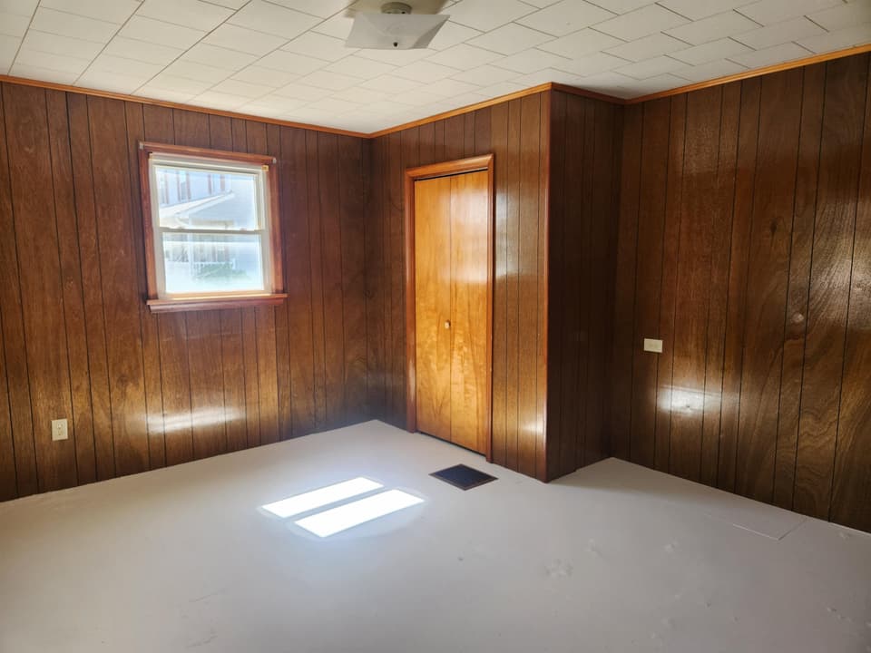 365 Clearview Drive, photo 19 of 40