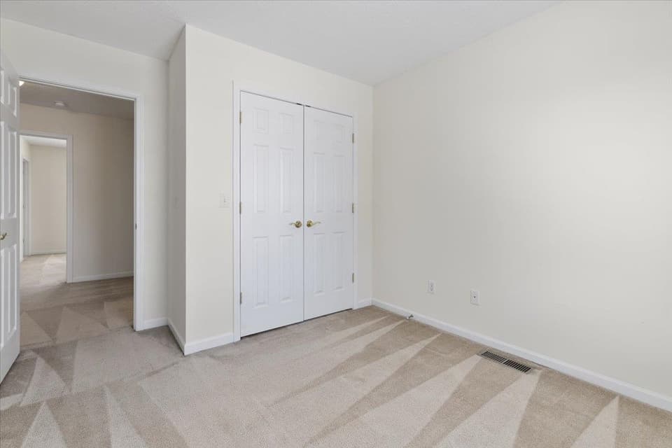 10 Overlook Drive, photo 29 of 40
