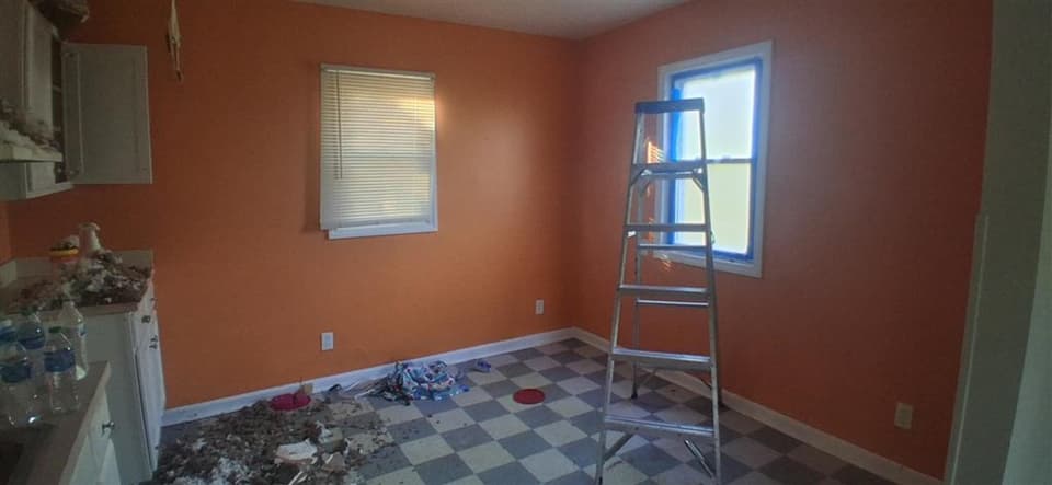 950 Clark Street, photo 6 of 20